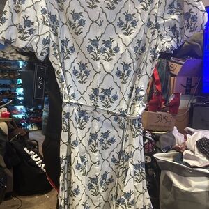 MSK White and Blue Floral Midi Dress